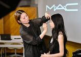 「BOBBI BROWN」&「M・A・C」のトップアーティストが技術を直伝する「企業連携ゼミ」がスタート!人気インフルエンサー・月姫さんも登場!